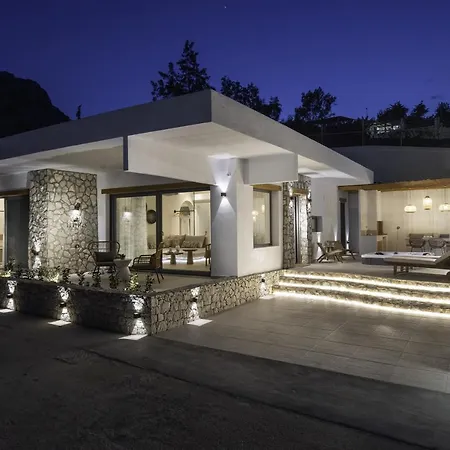Lithos Luxury
