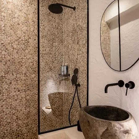 Willa Lithos Luxury *