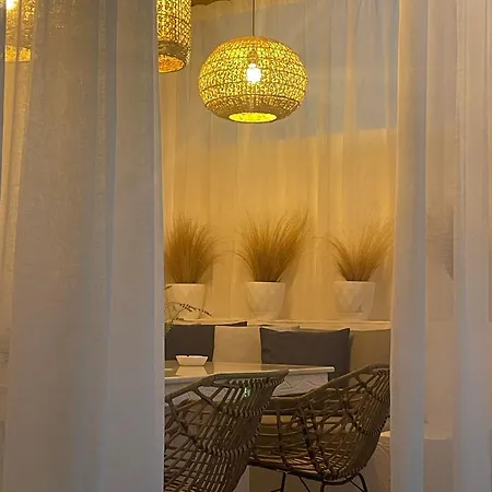 Lithos Luxury Villa *