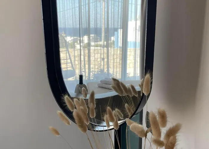 Lithos Luxury Villa *